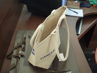 http://haibeibag.com/pbpic/Jute bags/14843-3.jpg